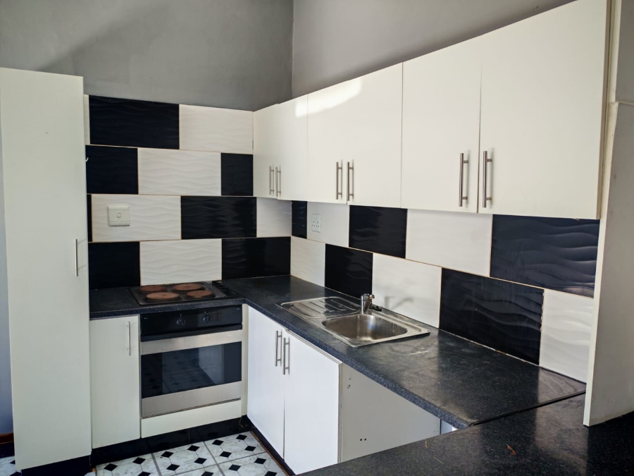 8 Bedroom Property for Sale in Sydenham Eastern Cape